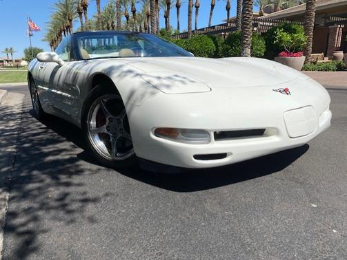 2001 Chevrolet Corvette Base